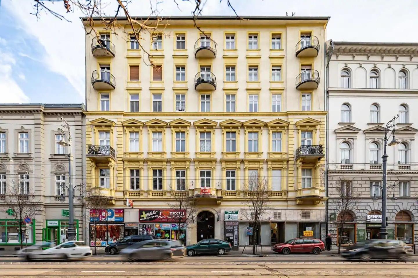 Vamhaz Boulevard Apartments Budapest Exterior photo